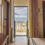 לינה וארוחת בוקר La Riviera