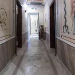 La Riviera 3*