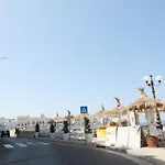 לינה וארוחת בוקר La Riviera