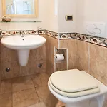 לינה וארוחת בוקר La Riviera
