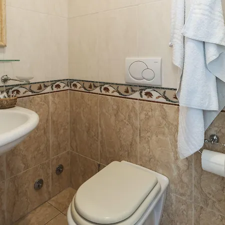 Nocleg ze śniadaniem La Riviera 3*