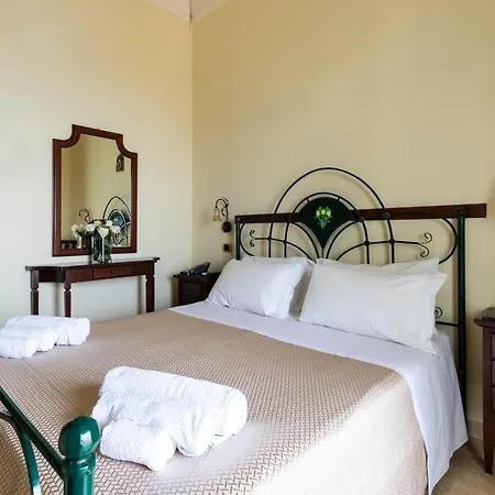 Nocleg ze śniadaniem La Riviera 3*