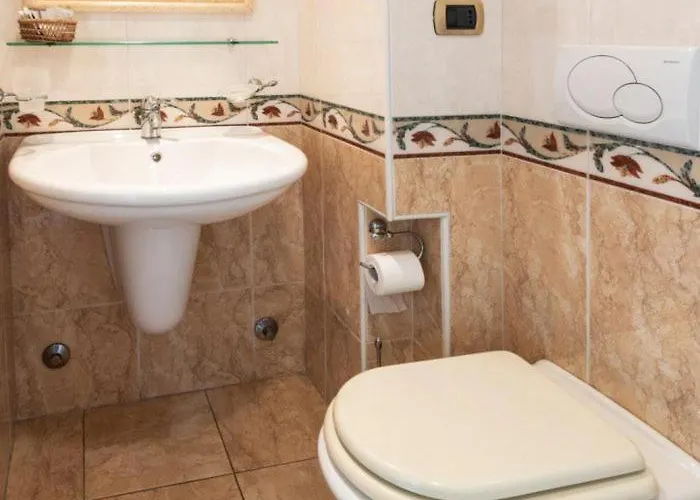 فندق مبيت وإفطار La Riviera غالّيبولي